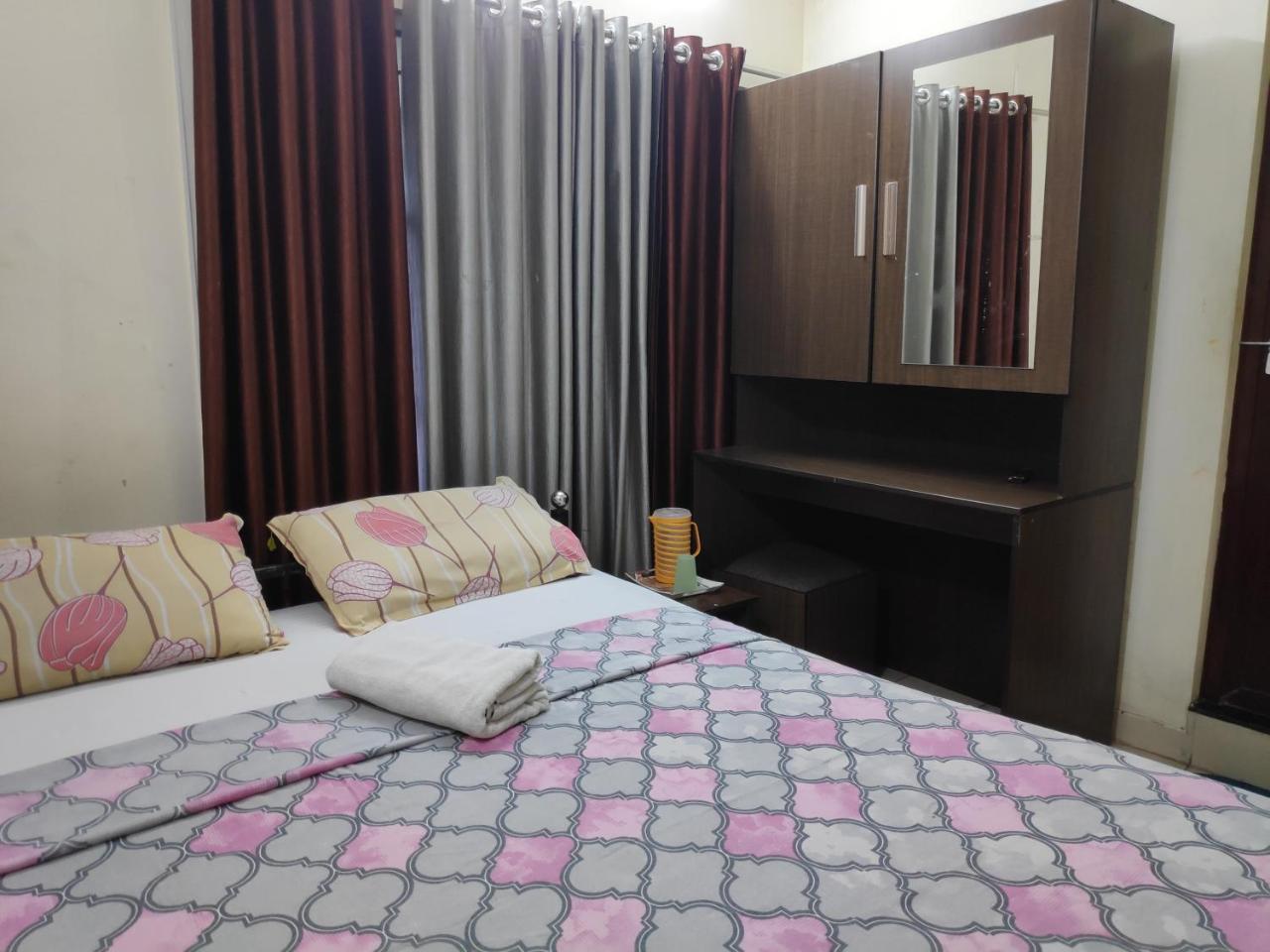 Hotel Silver Space Ernakulam Exterior foto